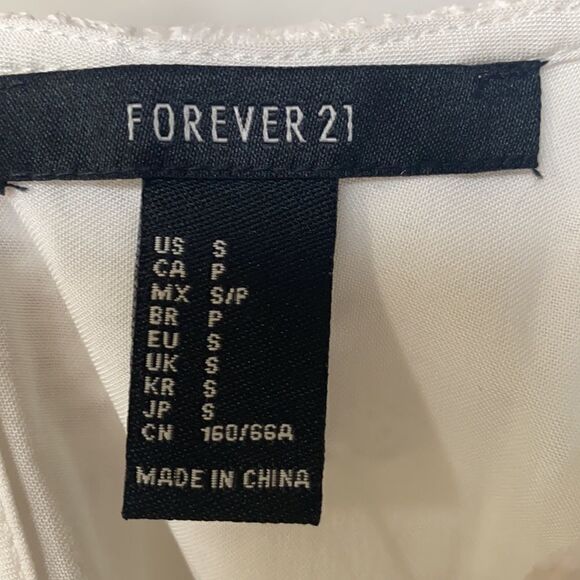 Forever 21 Floral Lace Romper - Picture 3 of 6